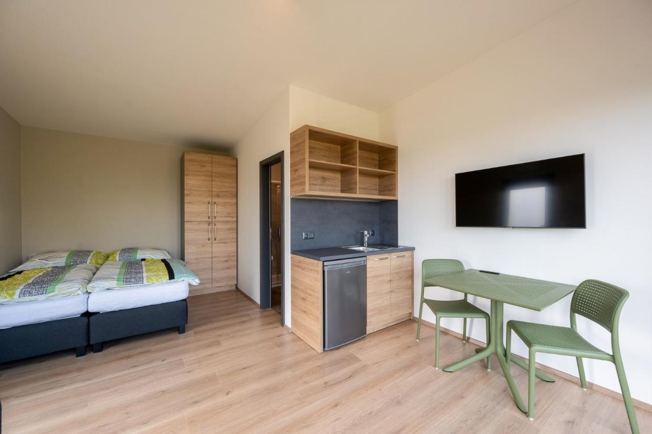 Hotel Na Zeleném statku Rasovice  Esterno foto