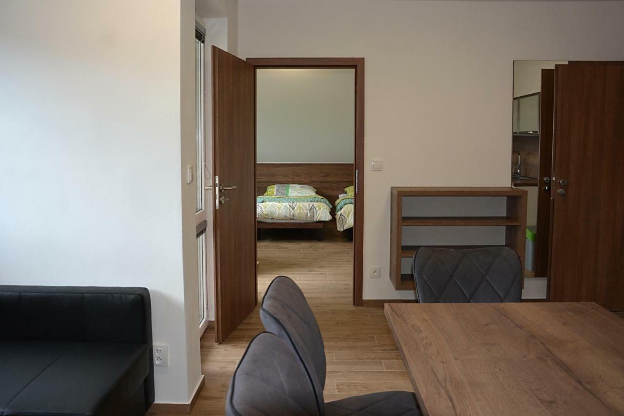 Hotel Na Zeleném statku Rasovice  Esterno foto
